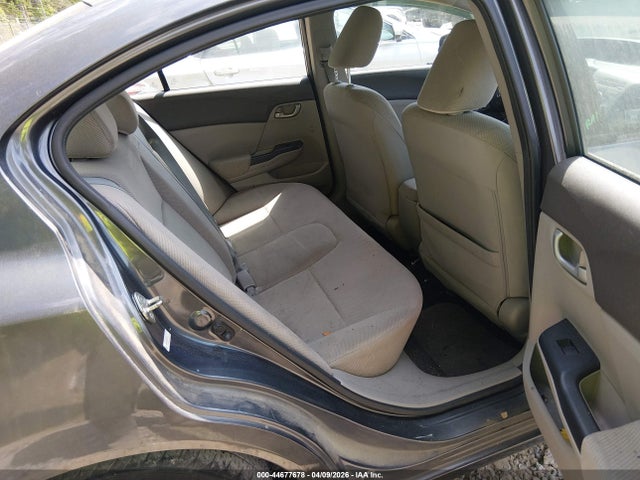 Продажа на аукционе авто 2012 Honda Civic Hf, vin: 2HGFB2F69CH555770, номер лота: 44677678
