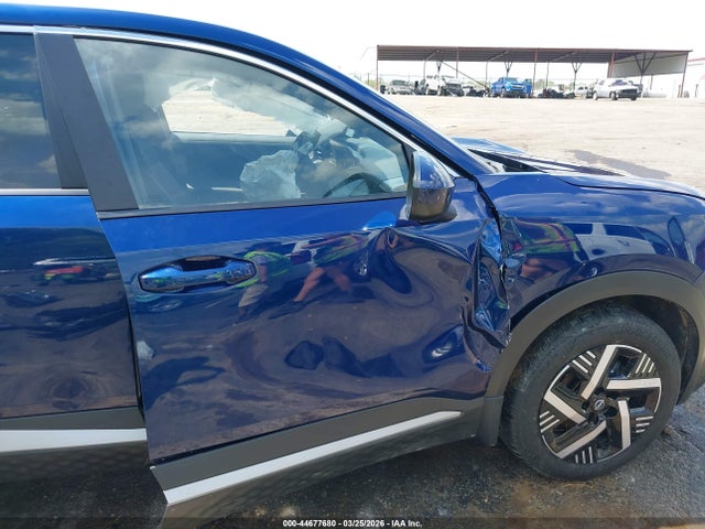 2025 Nissan Kicks Sv Fwd მანქანა იყიდება აუქციონზე, vin: 3N8AP6CA9SL418414, აუქციონის ნომერი: 44677680