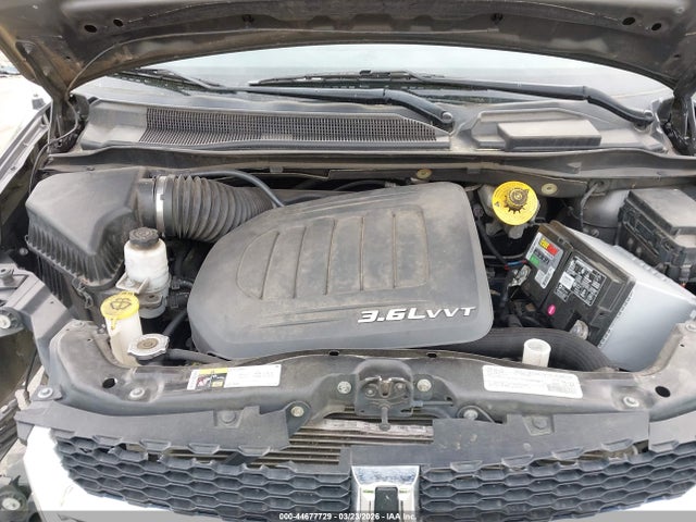 Продажа на аукционе авто 2018 Dodge Grand Caravan Sxt, vin: 2C4RDGCG3JR263944, номер лота: 44677729