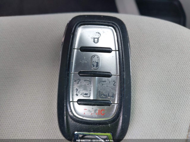 Продажа на аукционе авто 2017 Chrysler Pacifica Touring, vin: 2C4RC1DG5HR570878, номер лота: 44677730