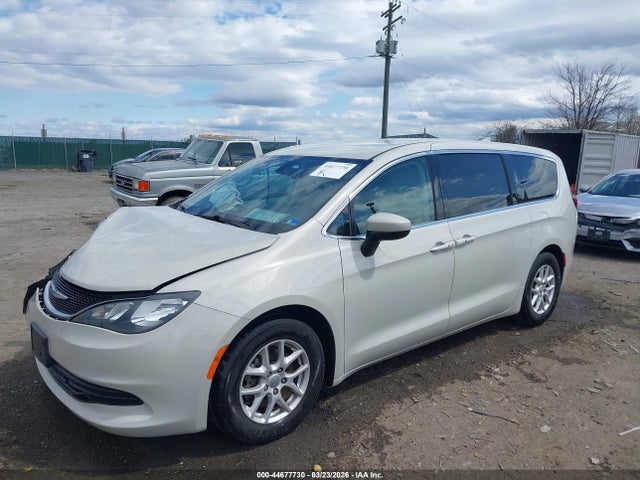 Продажа на аукционе авто 2017 Chrysler Pacifica Touring, vin: 2C4RC1DG5HR570878, номер лота: 44677730