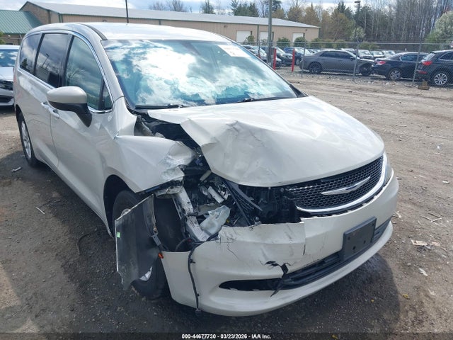 Продажа на аукционе авто 2017 Chrysler Pacifica Touring, vin: 2C4RC1DG5HR570878, номер лота: 44677730