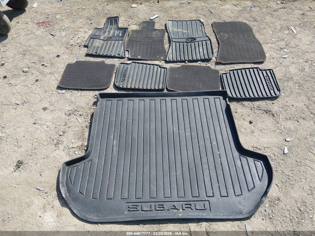 2013 Subaru Outback 2.5i მანქანა იყიდება აუქციონზე, vin: 4S4BRCAC9D1237722, აუქციონის ნომერი: 44677777