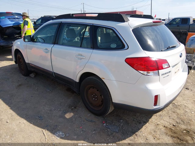 2013 Subaru Outback 2.5i მანქანა იყიდება აუქციონზე, vin: 4S4BRCAC9D1237722, აუქციონის ნომერი: 44677777