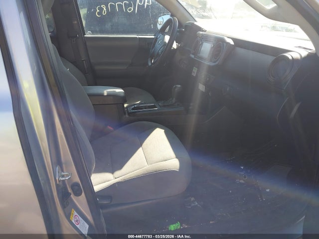 5TFRX5GN0KX142201 Toyota Tacoma Sr