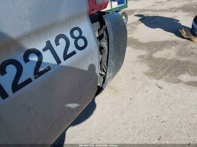 5TFRX5GN0KX142201 Toyota Tacoma Sr