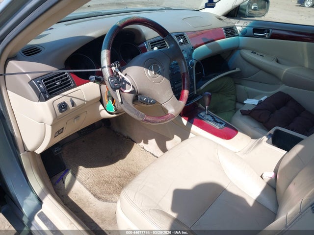 2004 LEXUS ES 330 JTHBA30G640021833 Photo 4