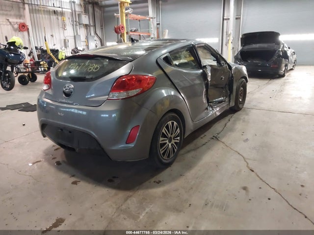 KMHTC6AD6HU321386 Hyundai Veloster Value Edition