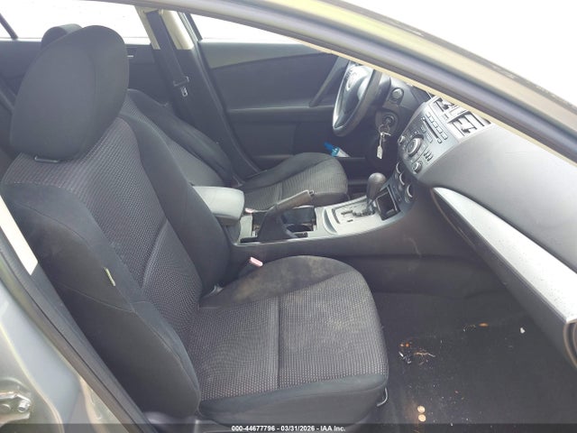 Продажа на аукционе авто 2012 Mazda Mazda3 I Sport, vin: JM1BL1UF6C1554551, номер лота: 44677796