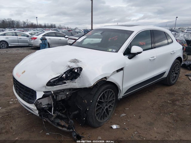 2016 PORSCHE MACAN WP1AB2A53GLB40796 Photo 1