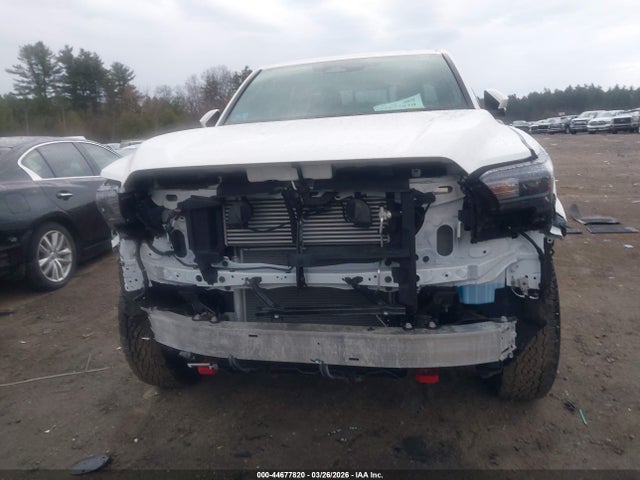 Продажа на аукционе авто 2025 Toyota Tacoma Trd Off Road, vin: 3TMLB5JNXSM194776, номер лота: 44677820