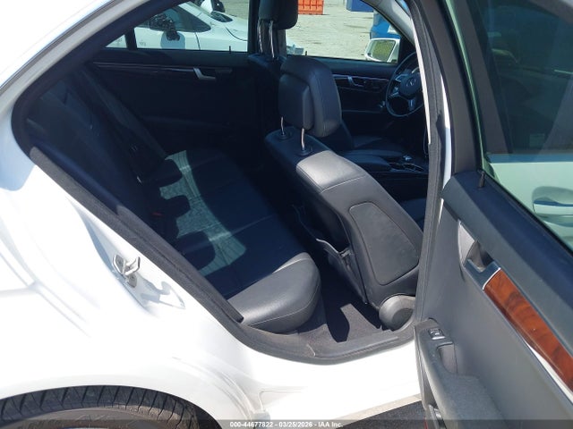 Aukcja sprzedaży 2014 Mercedes-benz C 250 Luxury, vin: WDDGF4HB4EA916231, numer aukcji: 44677822