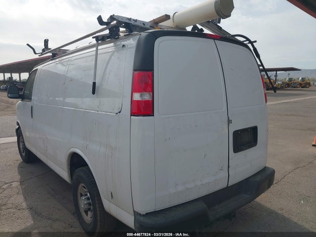 1GCWGAFP1N1270257 Chevrolet Express Cargo Rwd 2500 Regular Wheelbase Wt