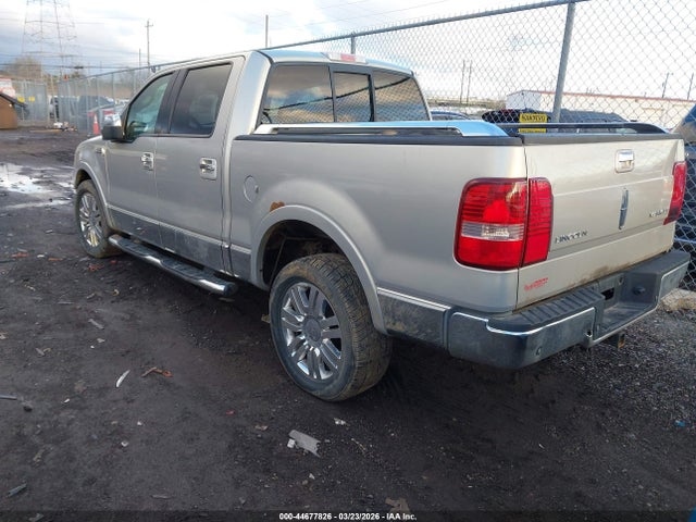 2006 LINCOLN MARK LT 5LTPW18526FJ21604 Photo 2