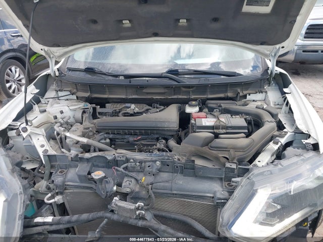 44677843 :رقم المزاد ، 5N1AT2MTXKC786978 vin ، 2019 Nissan Rogue S مزاد بيع