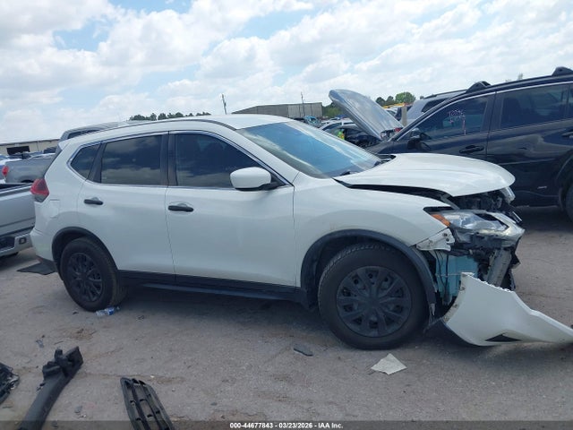 44677843 :رقم المزاد ، 5N1AT2MTXKC786978 vin ، 2019 Nissan Rogue S مزاد بيع