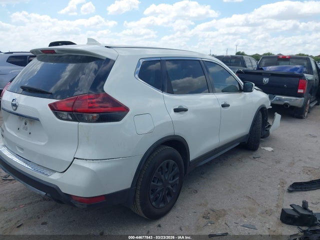 44677843 :رقم المزاد ، 5N1AT2MTXKC786978 vin ، 2019 Nissan Rogue S مزاد بيع