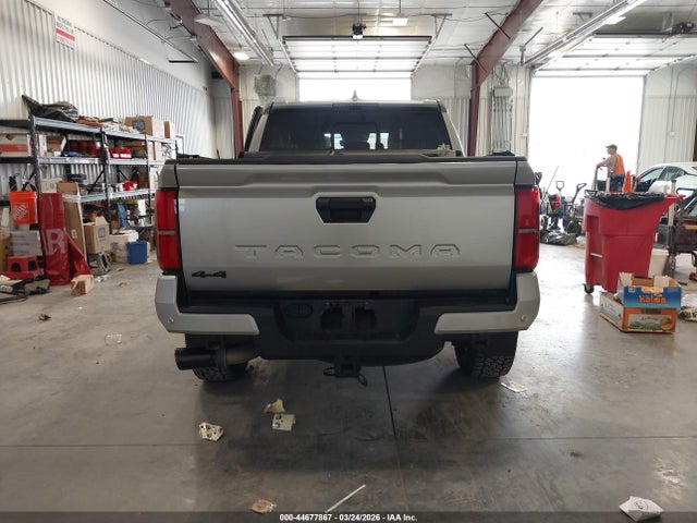 3TMLB5JN3RM054241 Toyota Tacoma Trd Off Road