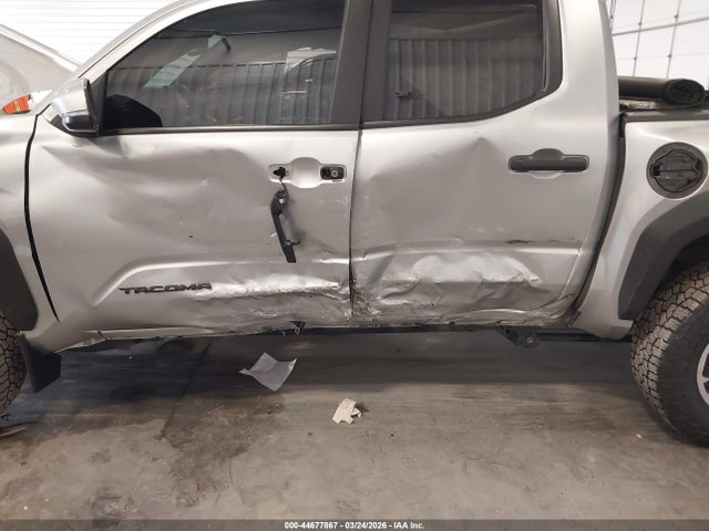 3TMLB5JN3RM054241 Toyota Tacoma Trd Off Road
