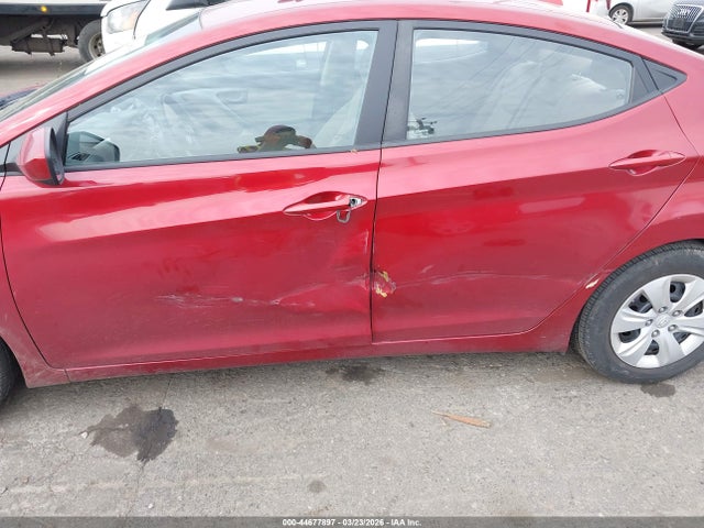 Hyundai ELANTRA SE 2016 5NPDH4AE5GH748431 Image 13