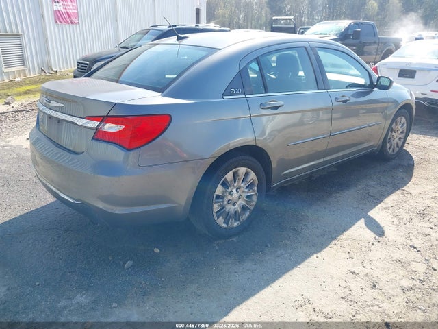 2012 CHRYSLER 200 1C3CCBAB1CN201773 Photo 3