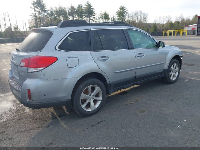 Aukcja sprzedaży 2013 Subaru Outback 2.5i Limited, vin: 4S4BRBKC2D3213369, numer aukcji: 44677913