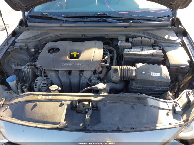 5NPD84LF3JH298310 Hyundai ELANTRA SEL
