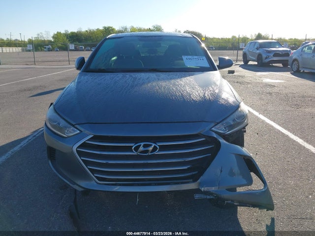 5NPD84LF3JH298310 Hyundai ELANTRA SEL