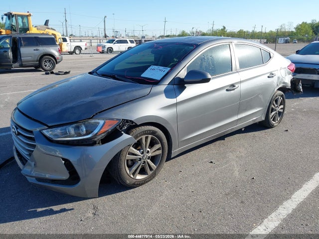 5NPD84LF3JH298310 Hyundai ELANTRA SEL