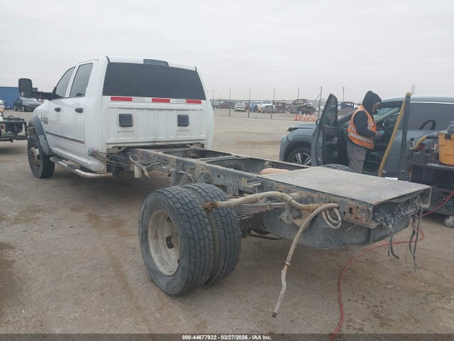 44677922 :رقم المزاد ، 3C7WRNFLXFG640366 vin ، 2015 Ram 5500 Chassis Tradesman/slt/laramie مزاد بيع