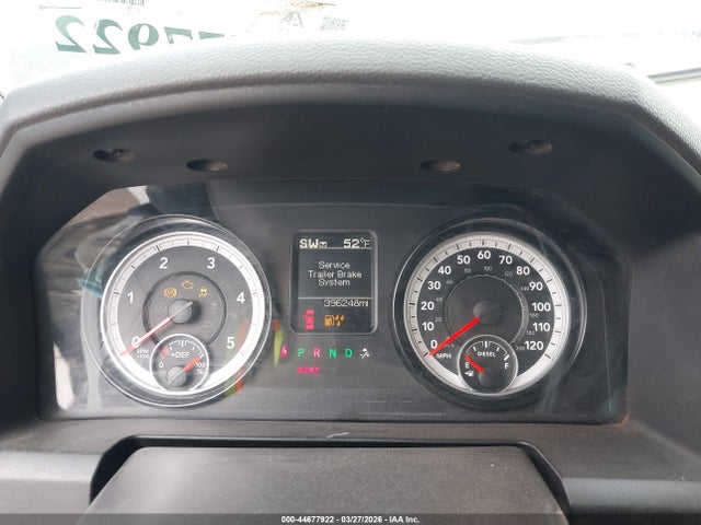 44677922 :رقم المزاد ، 3C7WRNFLXFG640366 vin ، 2015 Ram 5500 Chassis Tradesman/slt/laramie مزاد بيع
