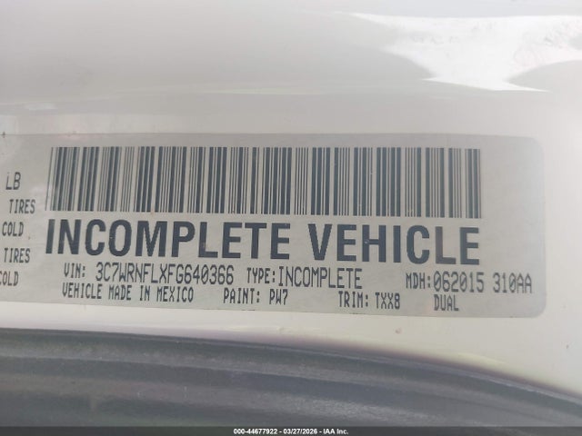 44677922 :رقم المزاد ، 3C7WRNFLXFG640366 vin ، 2015 Ram 5500 Chassis Tradesman/slt/laramie مزاد بيع