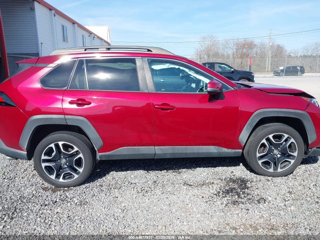 2T3J1RFV4LC135668 Toyota Rav4 Adventure