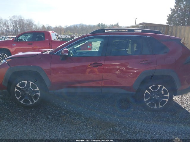 2T3J1RFV4LC135668 Toyota Rav4 Adventure