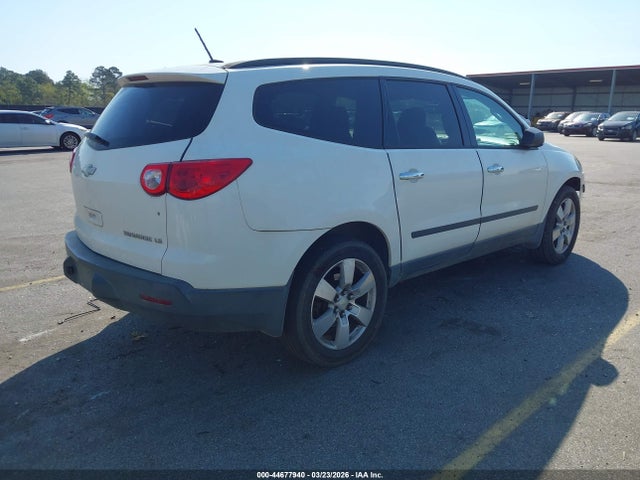 2012 CHEVROLET TRAVERSE 1GNKRFED8CJ162140 Photo 3