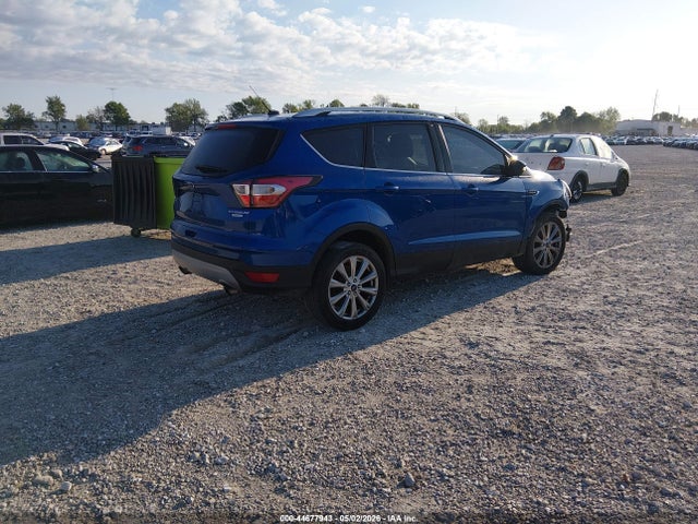 1FMCU0J90HUA51934 Ford Escape Titanium