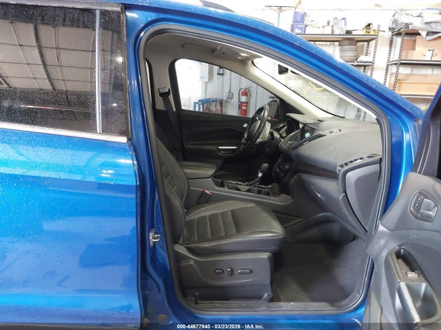 1FMCU0J90HUA51934 Ford Escape Titanium