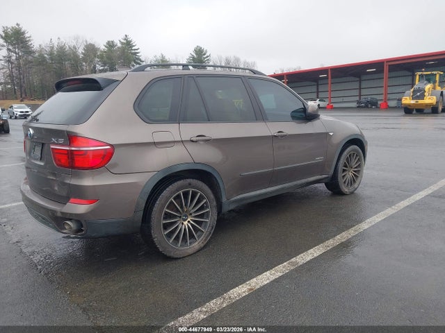 44677949 :رقم المزاد ، 5UXZW0C54BL657185 vin ، 2011 Bmw X5 Xdrive35d مزاد بيع
