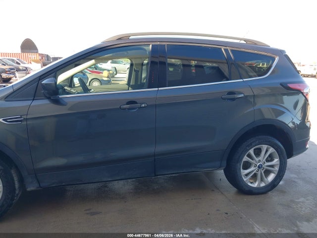 Ford ESCAPE SE 2018 1FMCU9GD7JUD08741 Image 15