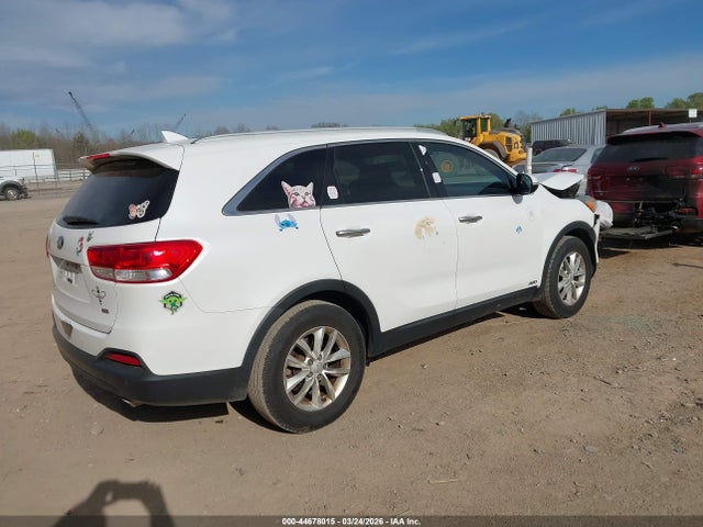 Продаж на аукціоні авто 2016 Kia Sorento 2.4l Lx, vin: 5XYPGDA31GG045978, номер лоту: 44678015