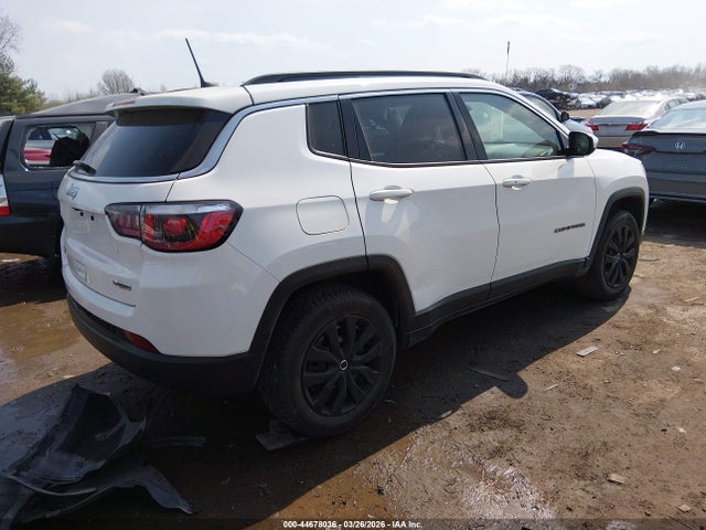 2020 JEEP COMPASS 3C4NJDBBXLT173556 Photo 3