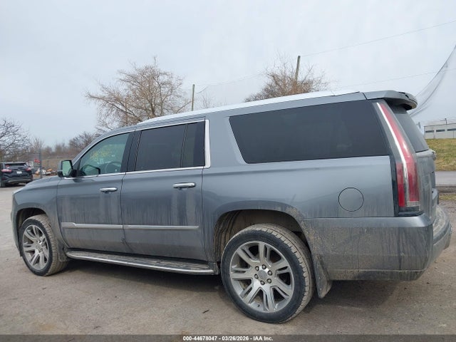 44678047 :رقم المزاد ، 1GYS4HKJ3LR305858 vin ، 2020 Cadillac Escalade Esv 4wd Luxury مزاد بيع