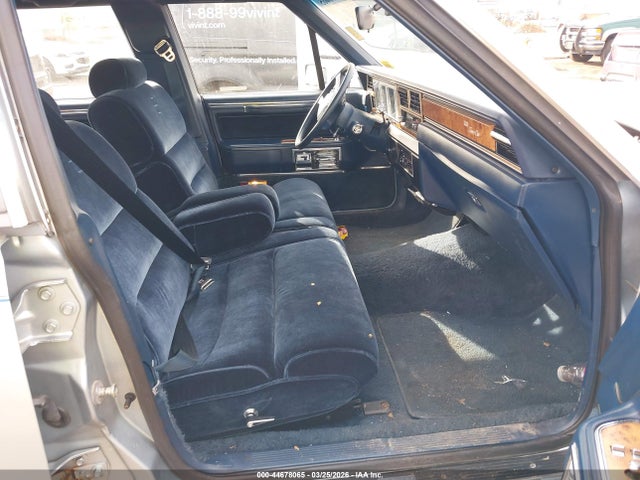 Продаж на аукціоні авто 1985 Lincoln Town Car, vin: 1LNBP96F1FY671252, номер лоту: 44678065