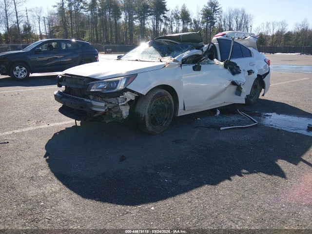 2018 Subaru Legacy 2.5i მანქანა იყიდება აუქციონზე, vin: 4S3BNAA67J3015453, აუქციონის ნომერი: 44678118