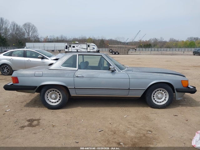 44678140 :رقم المزاد ، WDBBA45A1CB014365 vin ، 1982 Mercedes-benz 380 Sl مزاد بيع