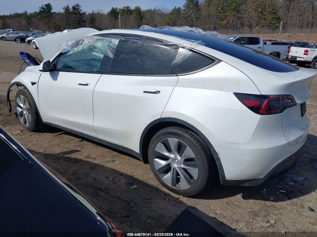2023 Tesla Model Y Awd/long Range Dual Motor All-wheel Drive მანქანა იყიდება აუქციონზე, vin: 7SAYGAEE8PF589211, აუქციონის ნომერი: 44678141