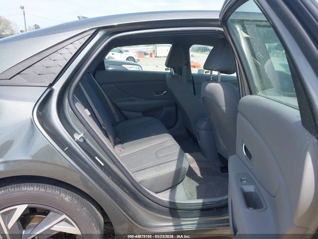2025 Hyundai Elantra Sel Sport მანქანა იყიდება აუქციონზე, vin: KMHLM4DG9SU048295, აუქციონის ნომერი: 44678150