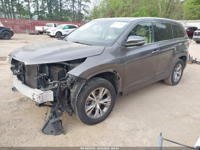 5TDKKRFH2FS064289 Toyota Highlander Xle V6