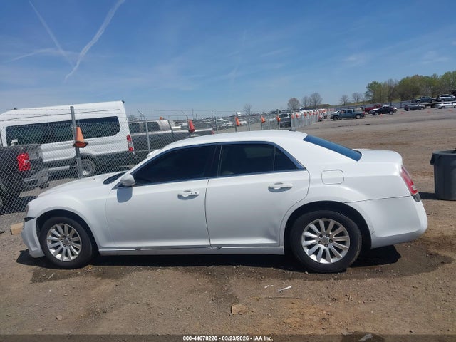 Продажа на аукционе авто 2014 Chrysler 300, vin: 2C3CCAAG9EH138861, номер лота: 44678220