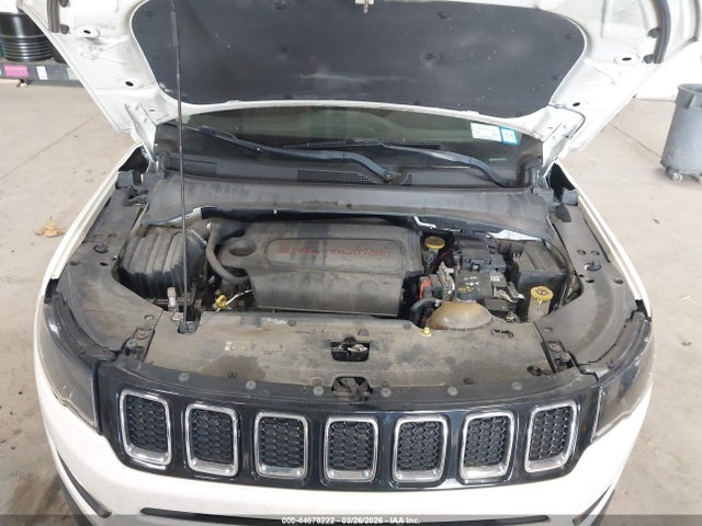 44678222 :رقم المزاد ، 3C4NJDAB0JT248859 vin ، 2018 Jeep Compass Sport 4x4 مزاد بيع